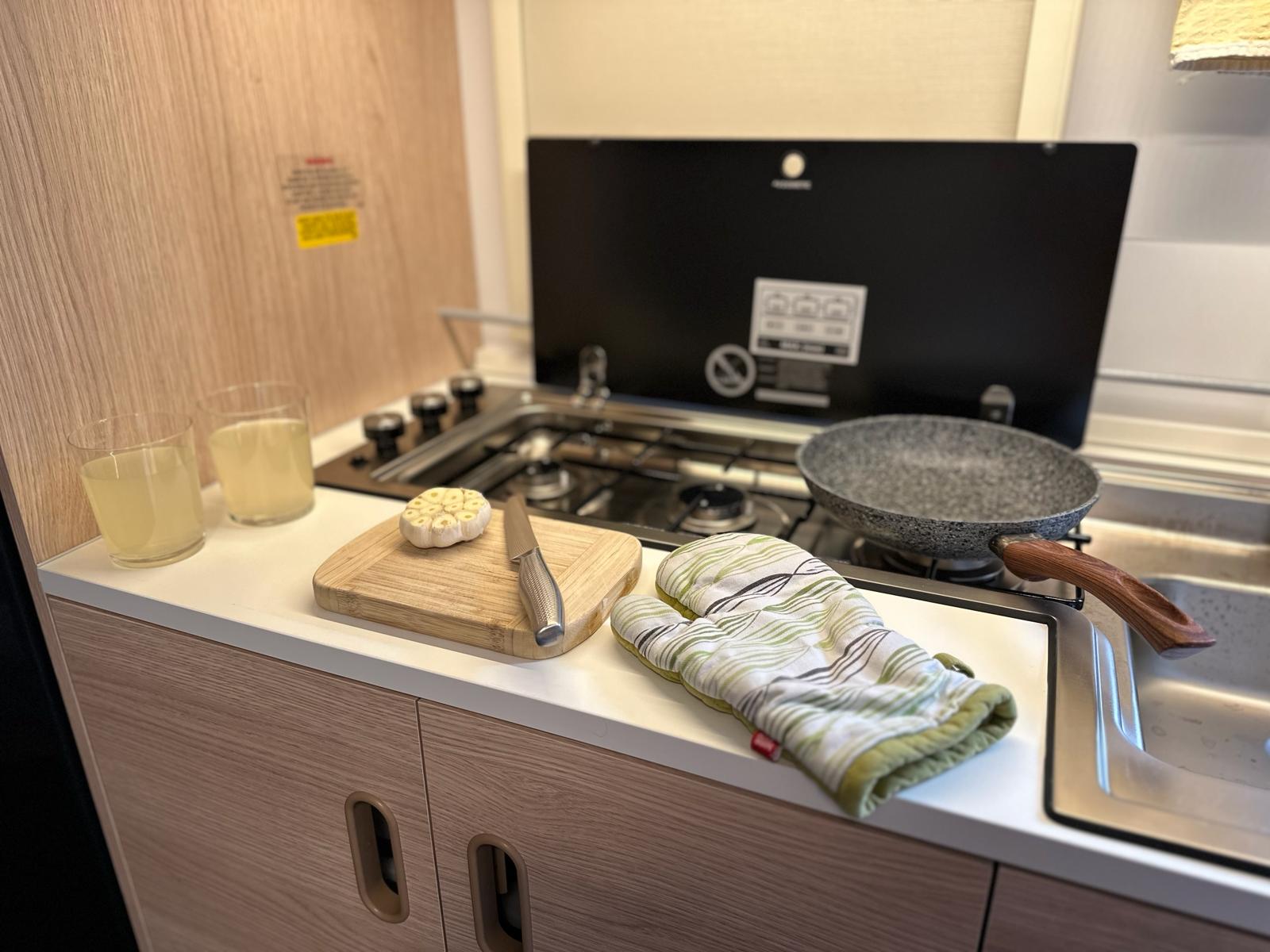 Kuchania przyczepy Adria Aviva